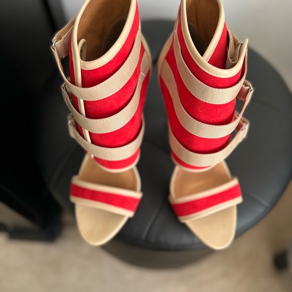 Brand New Women’s Heeled Sandals Red & Beige Size 9 - Picture 5 of 7